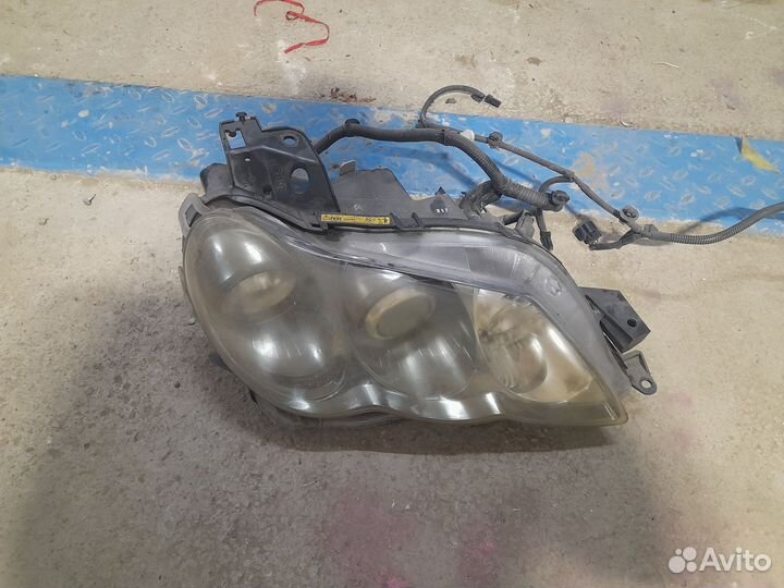 Фары Toyota Mark X GRX 120, 121, 125