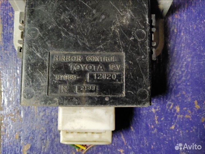 Блок управления зеркалами Toyota Corolla AE101