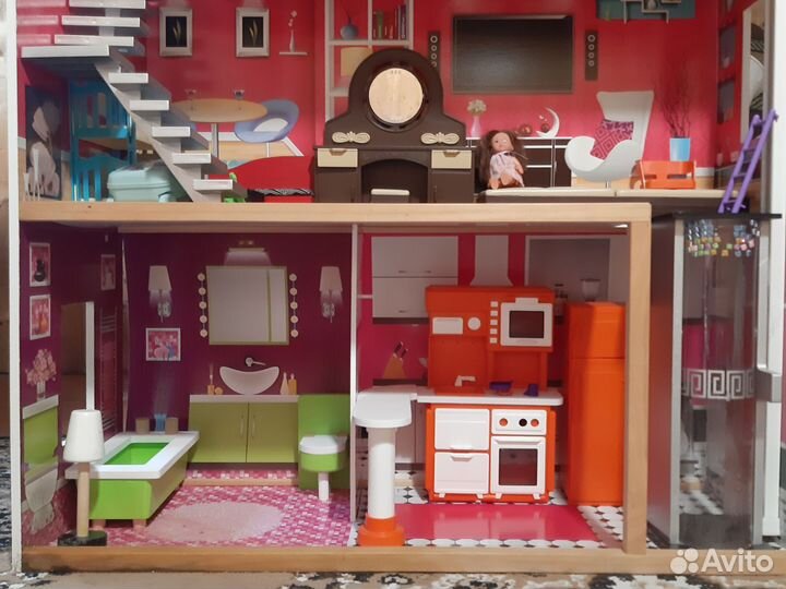 Домик кукольный
