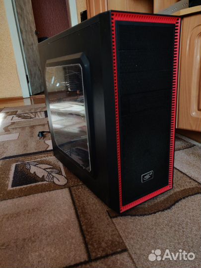 Игровой компьютер в сборе