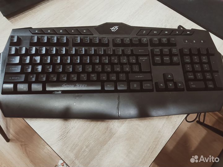 Механическая клавиатура,мышка проводная