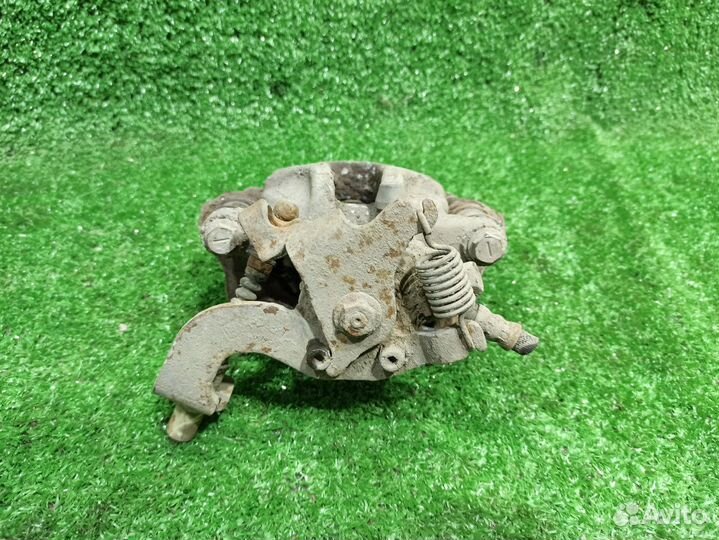 Суппорт Auris (07-12) /Corolla 180 (13) зад L б/у