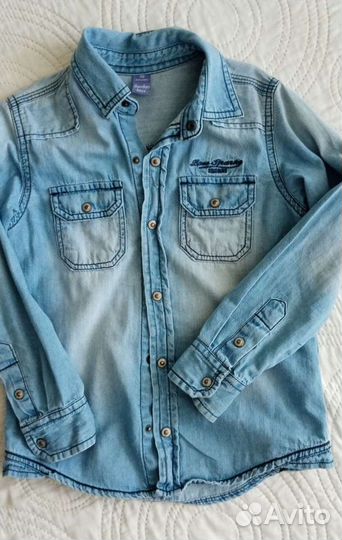 Рубашка новая джинсовая