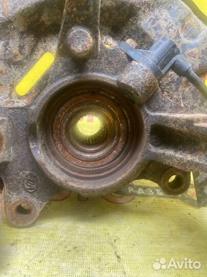 Поворотный кулак передний левый Lifan Solano 620