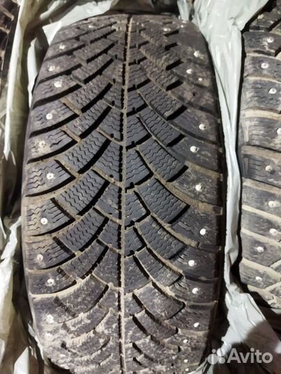 Bfgoodrich G-Force Stud 205/55 R16