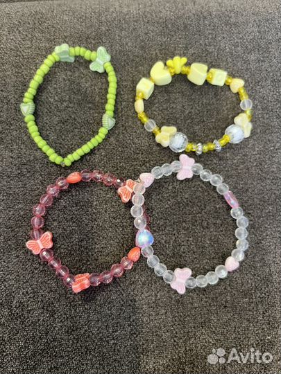 Браслет из бисера