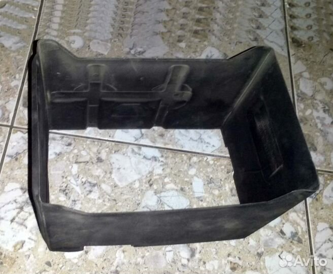 Защитный кожух аккумулятора