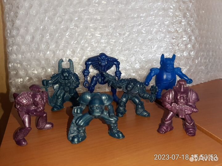 Фигурки 90х годов