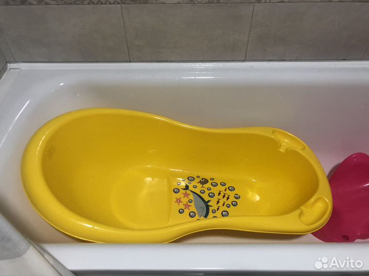 Ванночка для купания с горкой