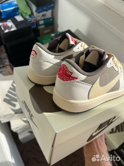 Nike air jordan 1 low travis scott reverse mocha