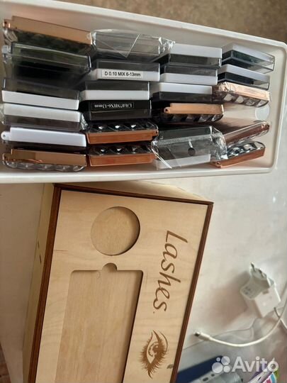 Коробочка для ресниц