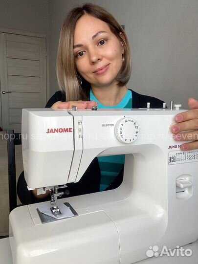 Электромеханическая швейная машина Janome Juno 507