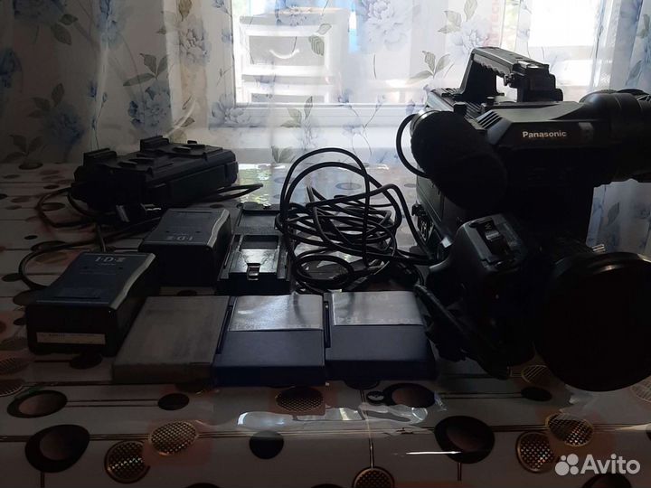 Panasonic AG-DVC200E