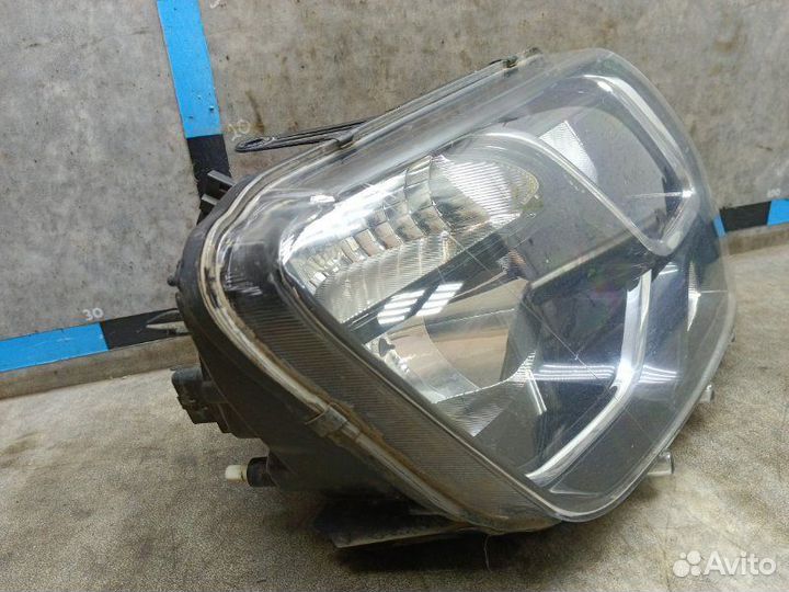 Фара передняя правая Renault Duster 1.5 K9K 2018