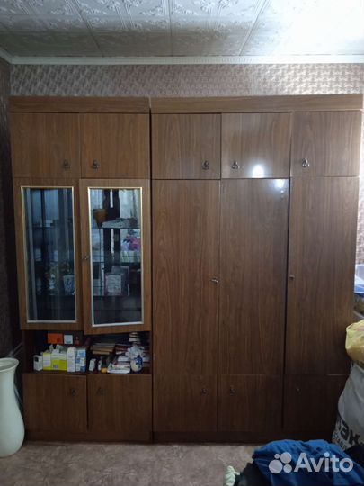 Шкаф и сервант