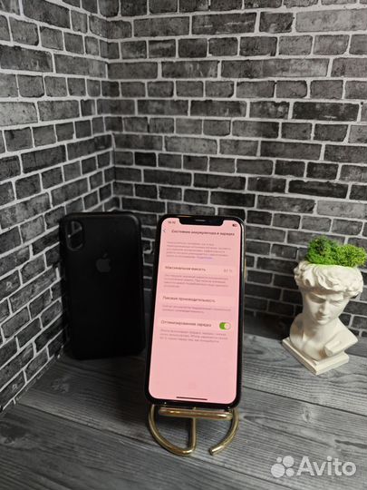 iPhone Xs, 64 ГБ