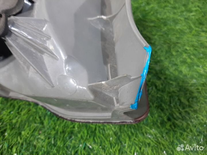 Фонарь правый на Toyota Corolla E150