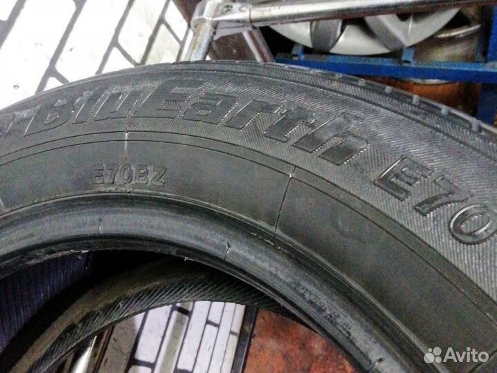 Yokohama BluEarth E70 215/60 R16 95V