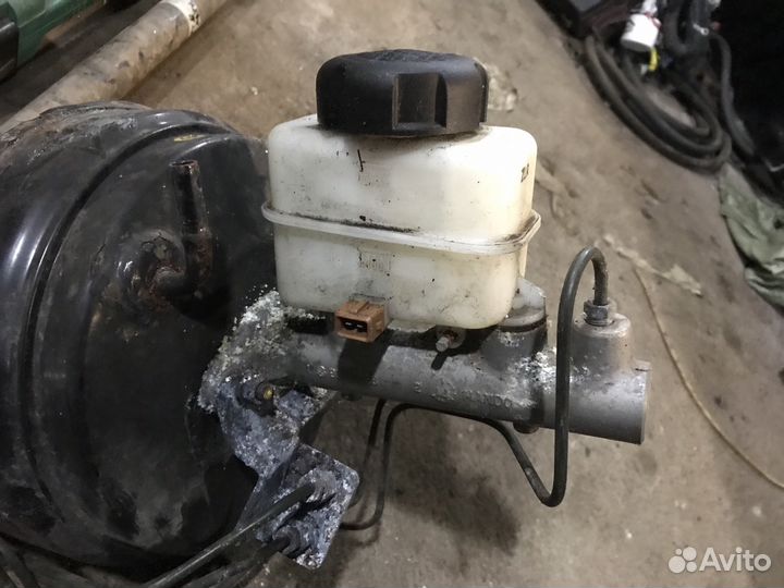 Для хендай соната 2005г главный тормозной цилиндр