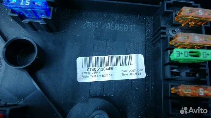 Блок предохранителей skoda octavia A5 2004 2007