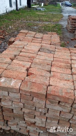Кирпич красный б/у