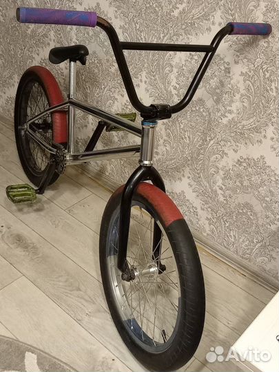 Трюковой велосипед bmx