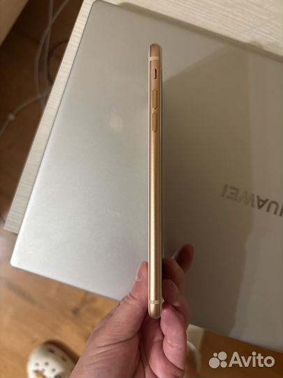 iPhone 8 Plus, 64 ГБ