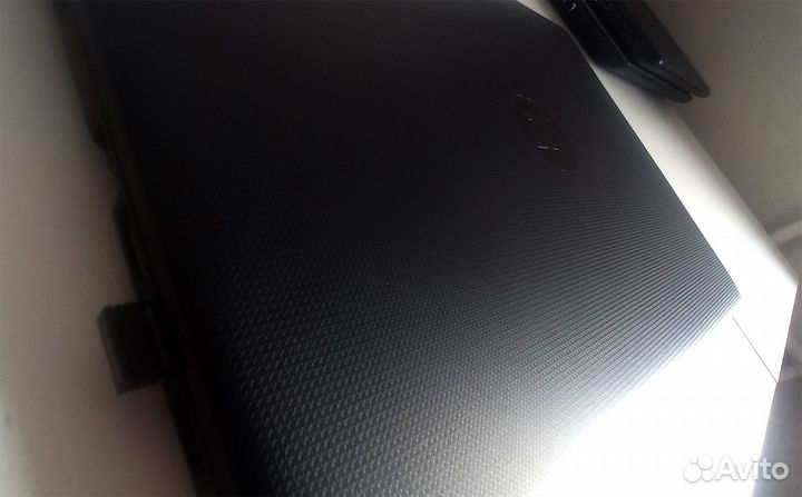 4ядра SSD 2е быстрый ноутбук