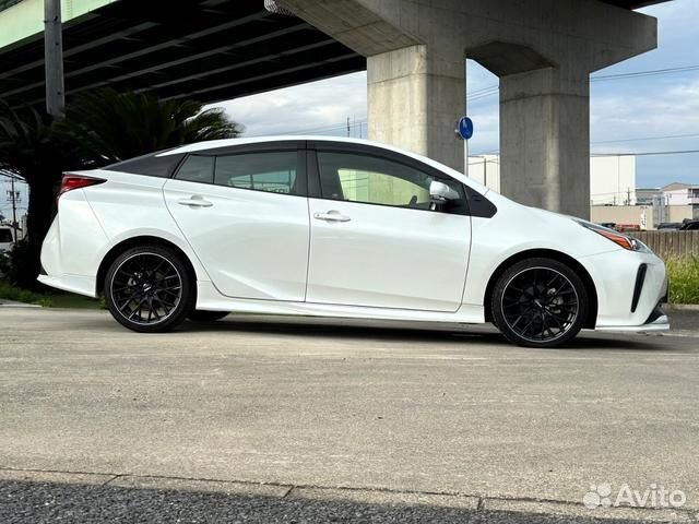 Toyota Prius 1.8 AT, 2020, 17 393 км