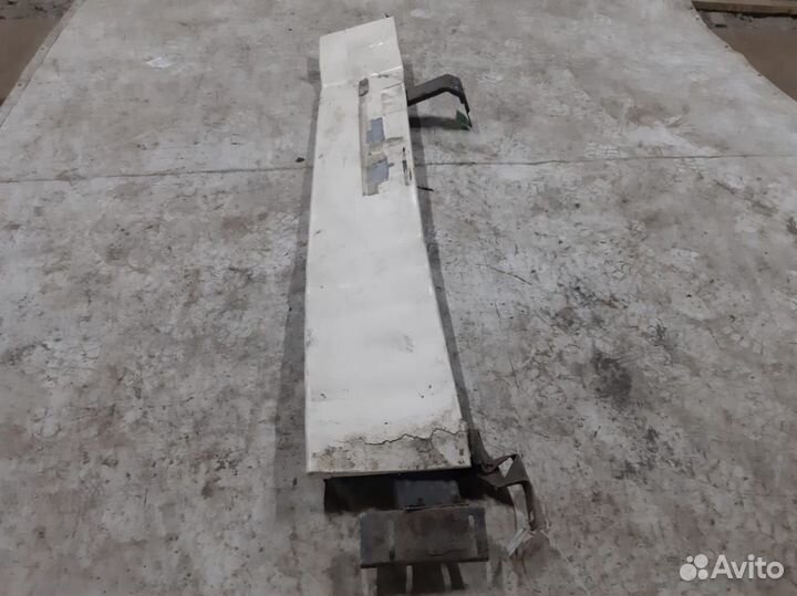 Спойлер кабины боковой левый MAN TGA TGX