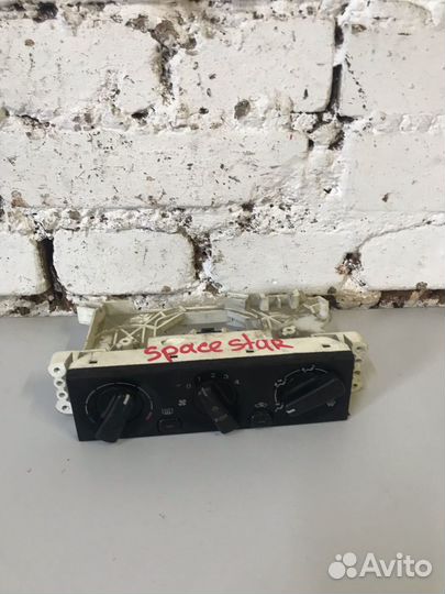 Блок управления отопителем Mitsubishi Space Star