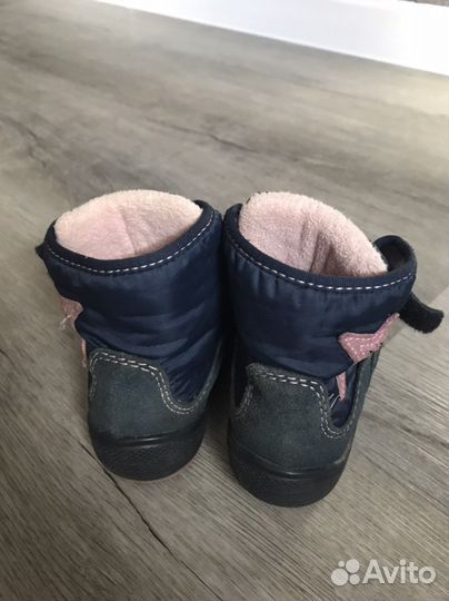 Ботинки демисезонные для девочки 23