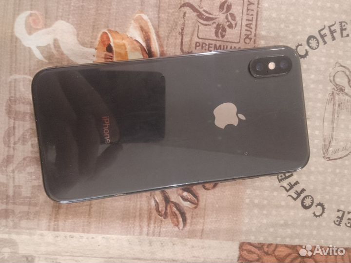 iPhone X, 256 ГБ