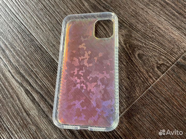 Чехол на iPhone 11