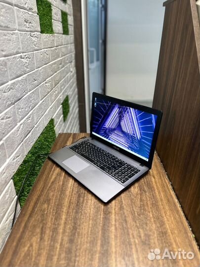 Ракетище intel x4 core i3-4010u\12gb\SSD\15.6 HD