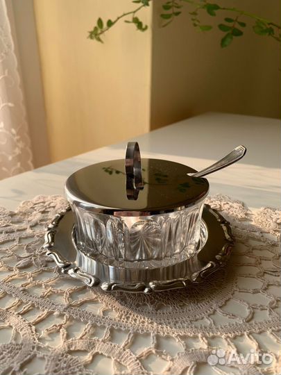 Винтажная сырница сахарница на подставке. Италия