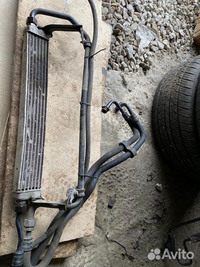 Радиатор масляный Mercedes A2205000500 5.5AMG