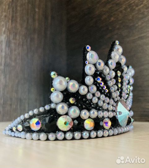 Украшение на пучок для художественной гимнастики