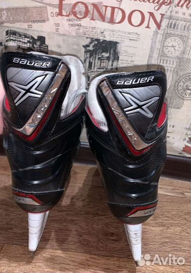 Хоккейные коньки bauer