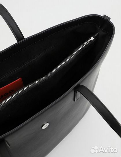 Оригинальная сумка Бренда Hugo