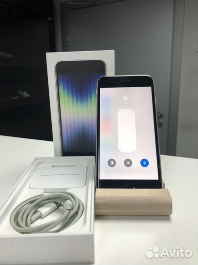 iPhone SE (2022), 64 ГБ