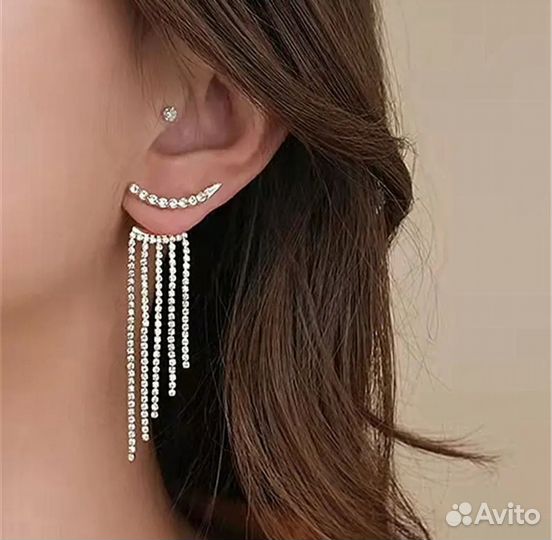 Серьги висячие со стразами гвоздики