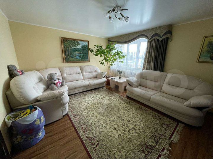 2-к. квартира, 66,9 м², 3/6 эт.