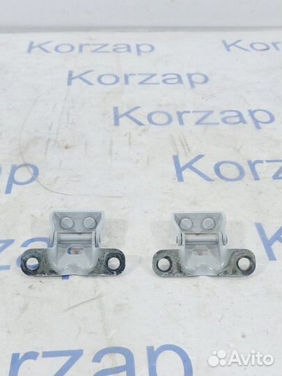 Петля двери багажника Geely Monjaro KX11 2022