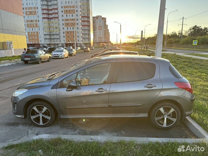 Peugeot 308 1.6 AT, 2010, 132 000 км