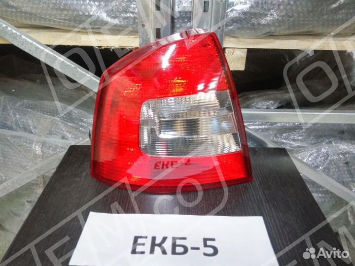 Фонарь левый Skoda Octavia