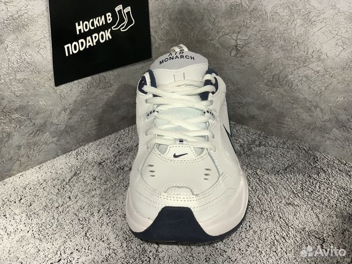 Женские кроссовки Nike Air Monarch 4