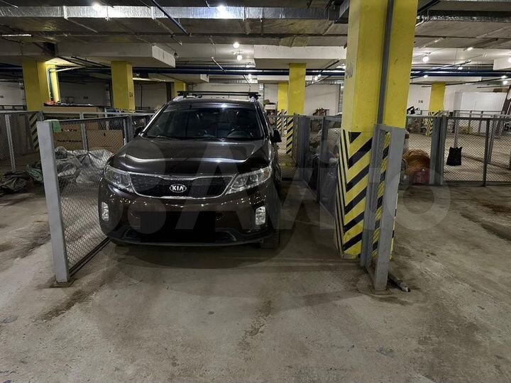 Машиноместо, 14 м²