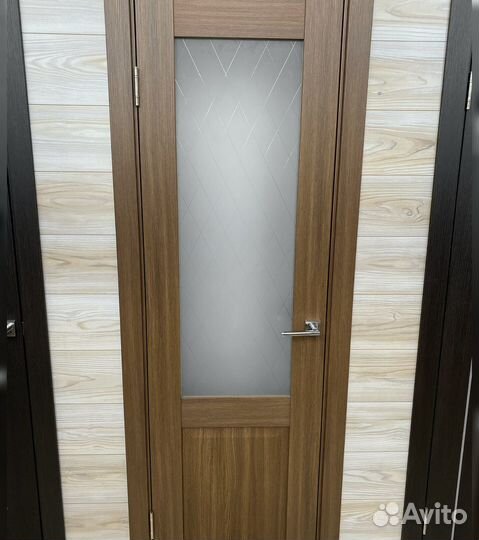 Двери межкомнатные из массива