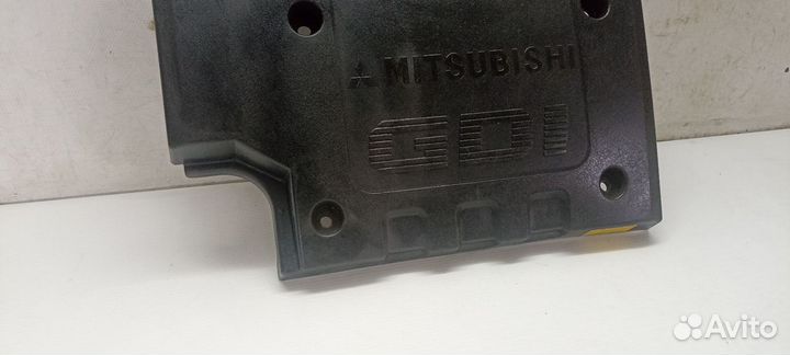 Mitsubishi dion декоративная крышка двигателя